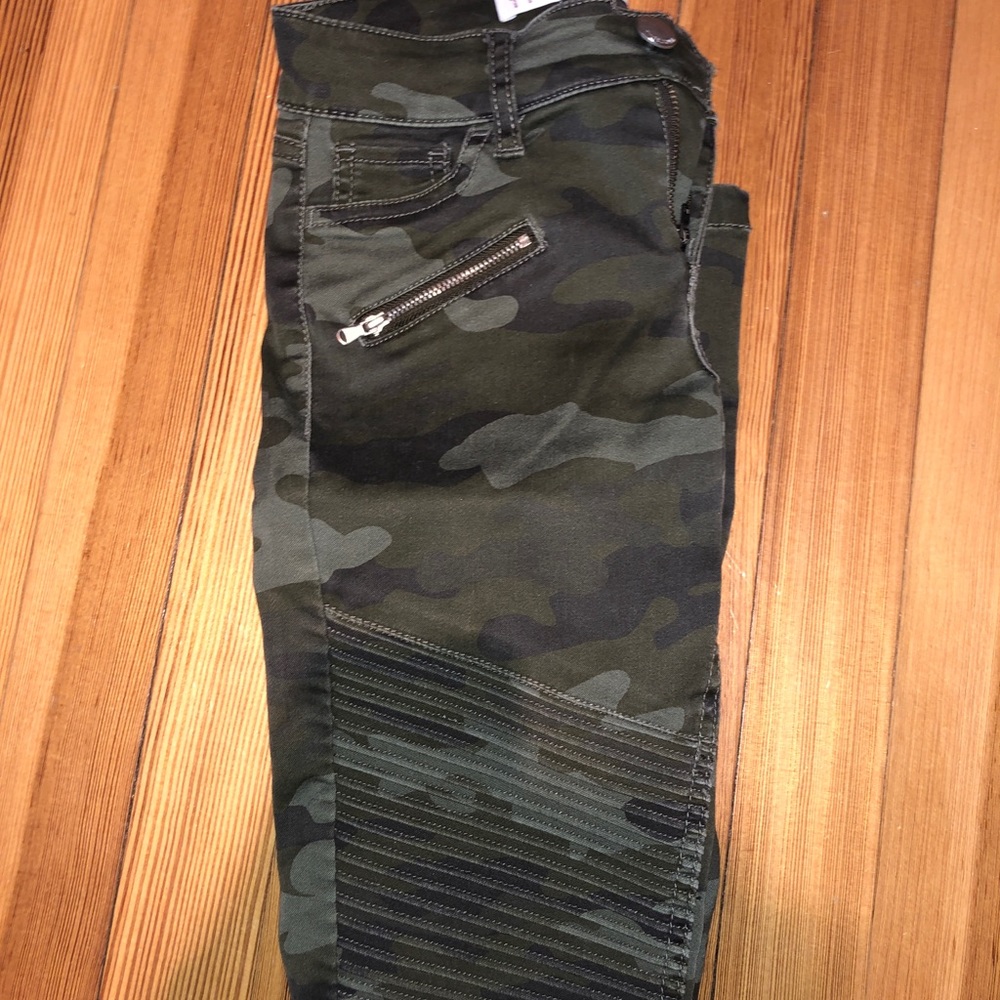 Camo pants!